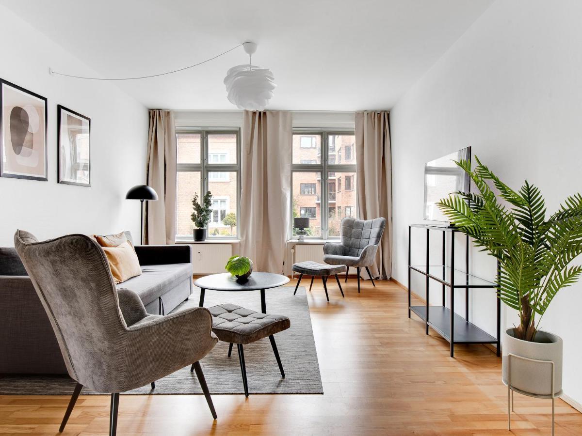 Leilighet Sanders Constantin - Chic Two-bedroom With Balcony
